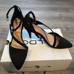 Black strappy heels velvet look